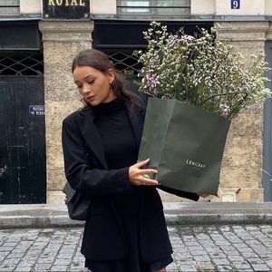 Meet your Posher, Melanie